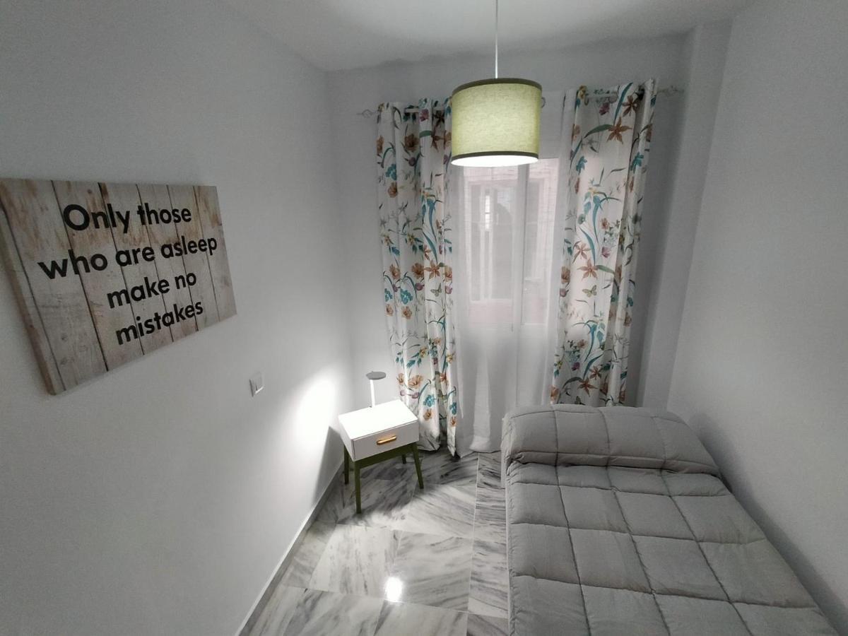 Apartamento Amplio, Seneca 1A Junto Al Centro Málaga Dış mekan fotoğraf